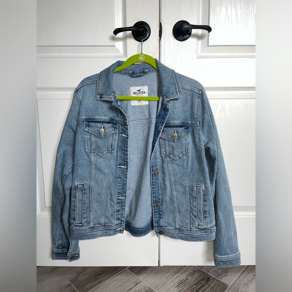 hollister denim jacket